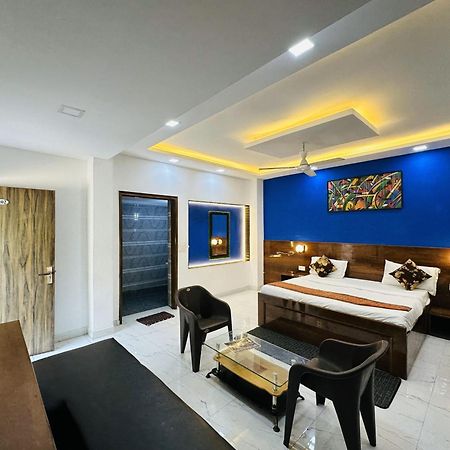 Golden Bed And Breakfast- High Quality Rooms In South Ex-1 D Block New Delhi Exteriör bild