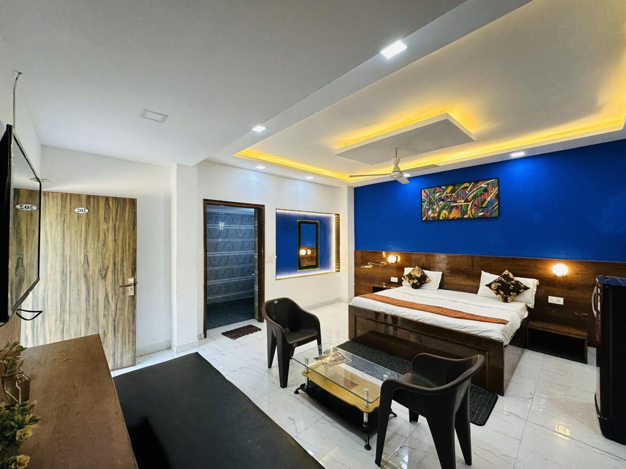Golden Bed And Breakfast- High Quality Rooms In South Ex-1 D Block New Delhi Exteriör bild